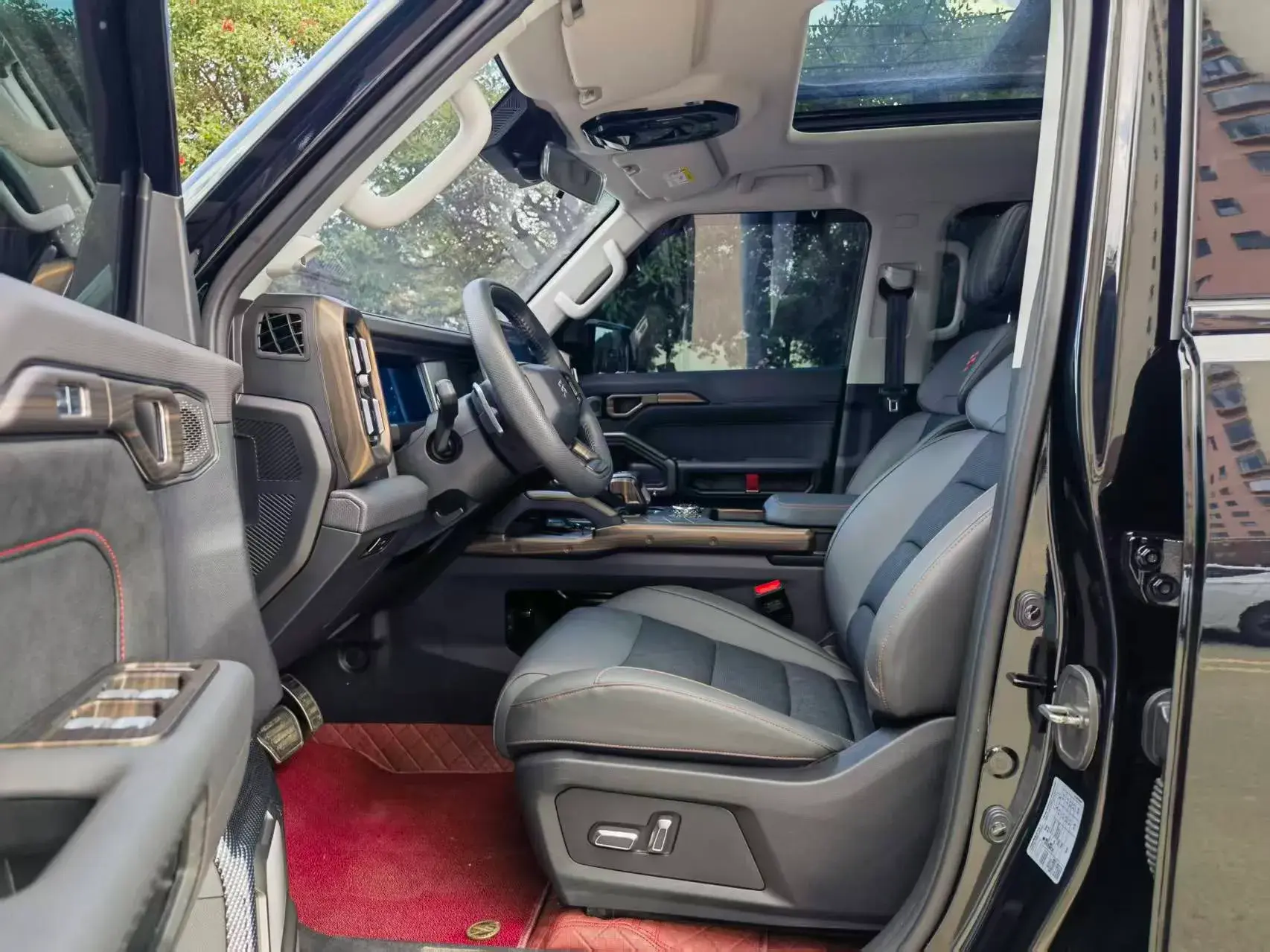 2023 JETOUR TRAVELLER thumbnail 4