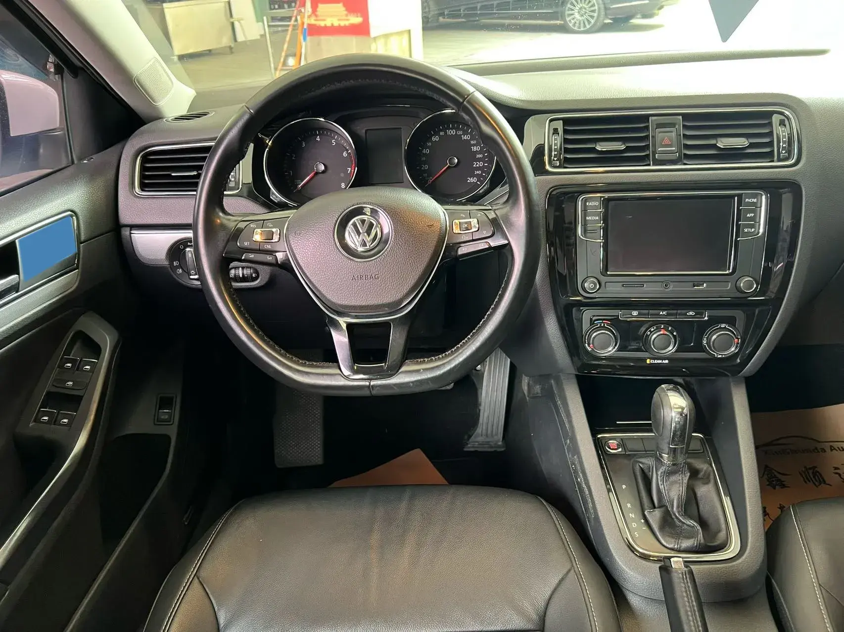 2018 VOLKSWAGEN SAGITAR thumbnail 4