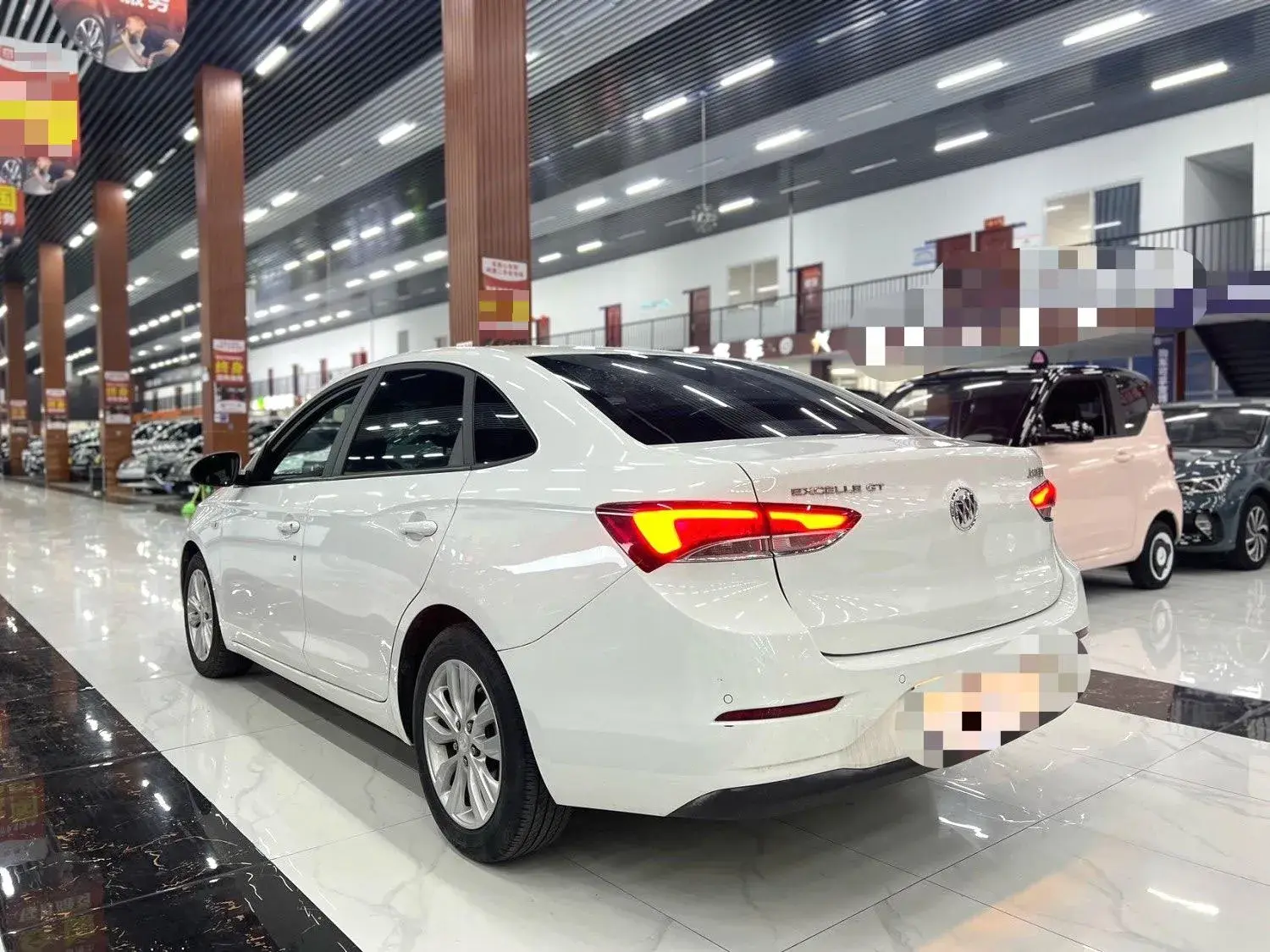 2021 BUICK EXCELLE thumbnail 3