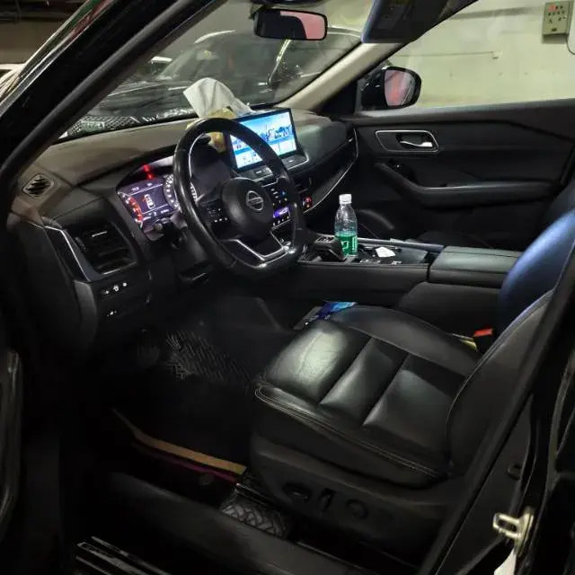 2021 NISSAN X-TRAIL thumbnail 3