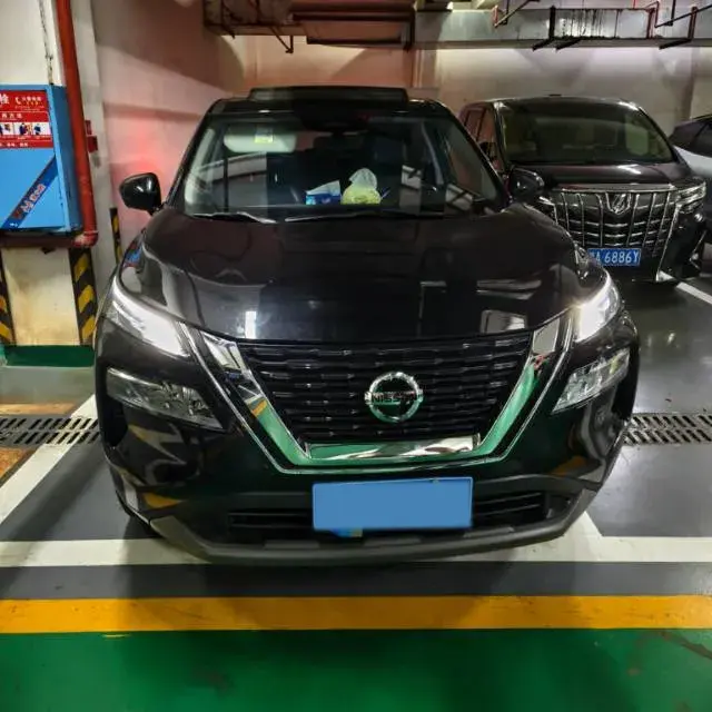 2021 NISSAN X-TRAIL thumbnail 2