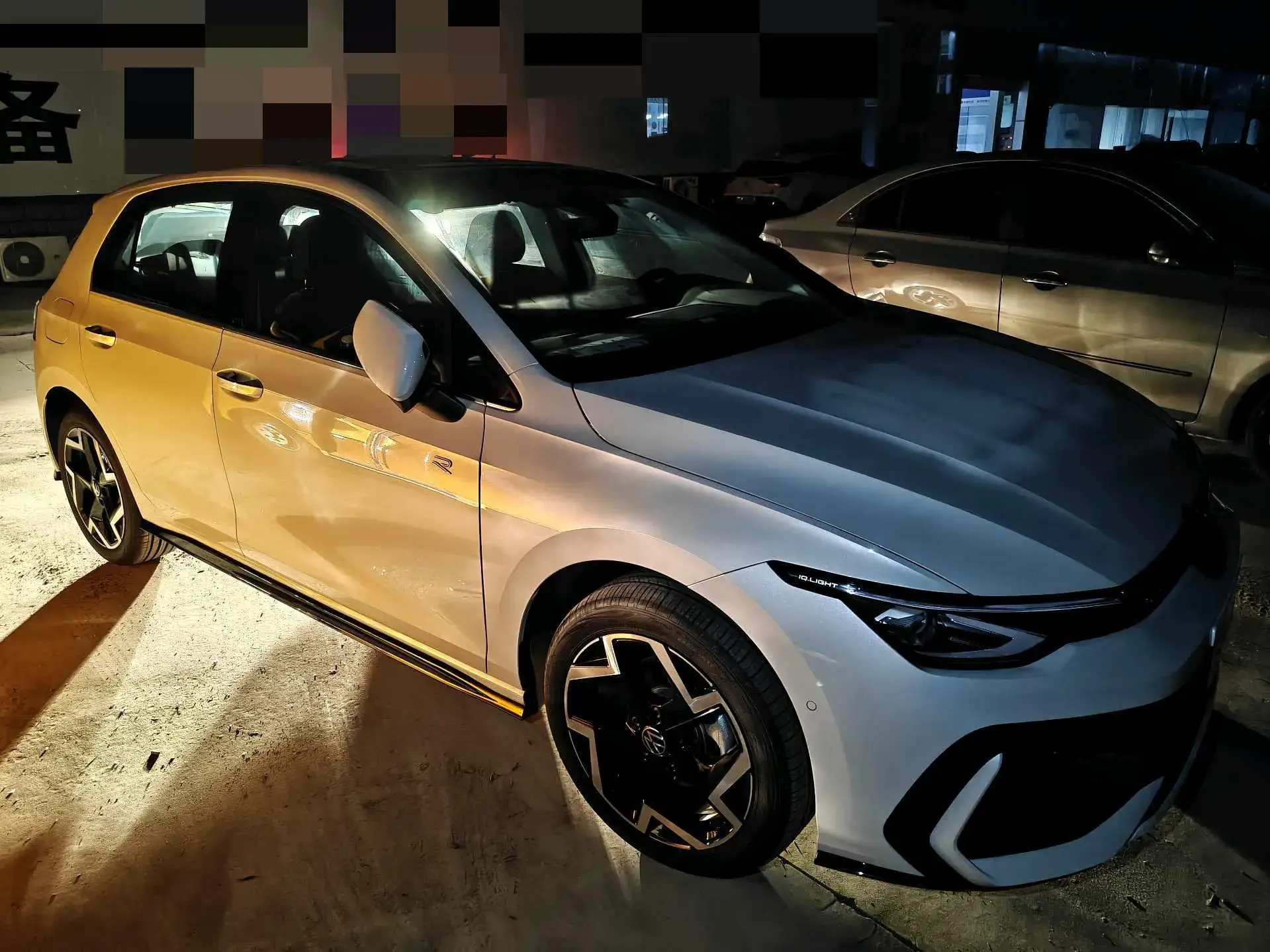 2025 VOLKSWAGEN GOLF thumbnail 2