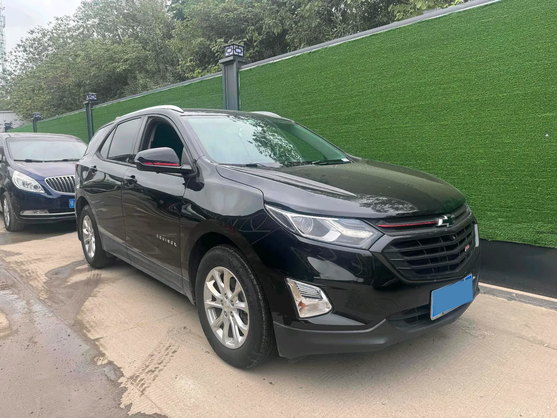 2019 CHEVROLET EQUINOX thumbnail 4