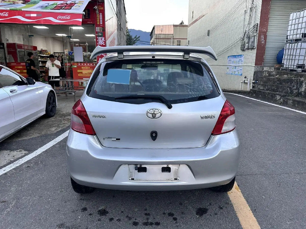 2011 Toyota Yaris 1.6L 118HP L4 4AT,autocango,china used car exporter,china ev exporter,chinese used car exporter,chinese used ev exporter