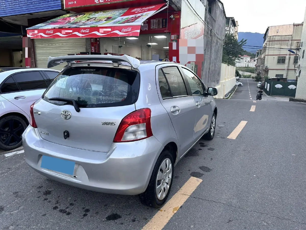 2011 Toyota Yaris 1.6L 118HP L4 4AT,autocango,china used car exporter,china ev exporter,chinese used car exporter,chinese used ev exporter
