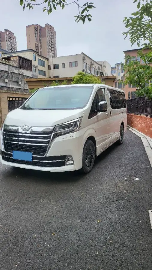 2020 Iveco OuSheng 3.0T 146HP L4 8AT