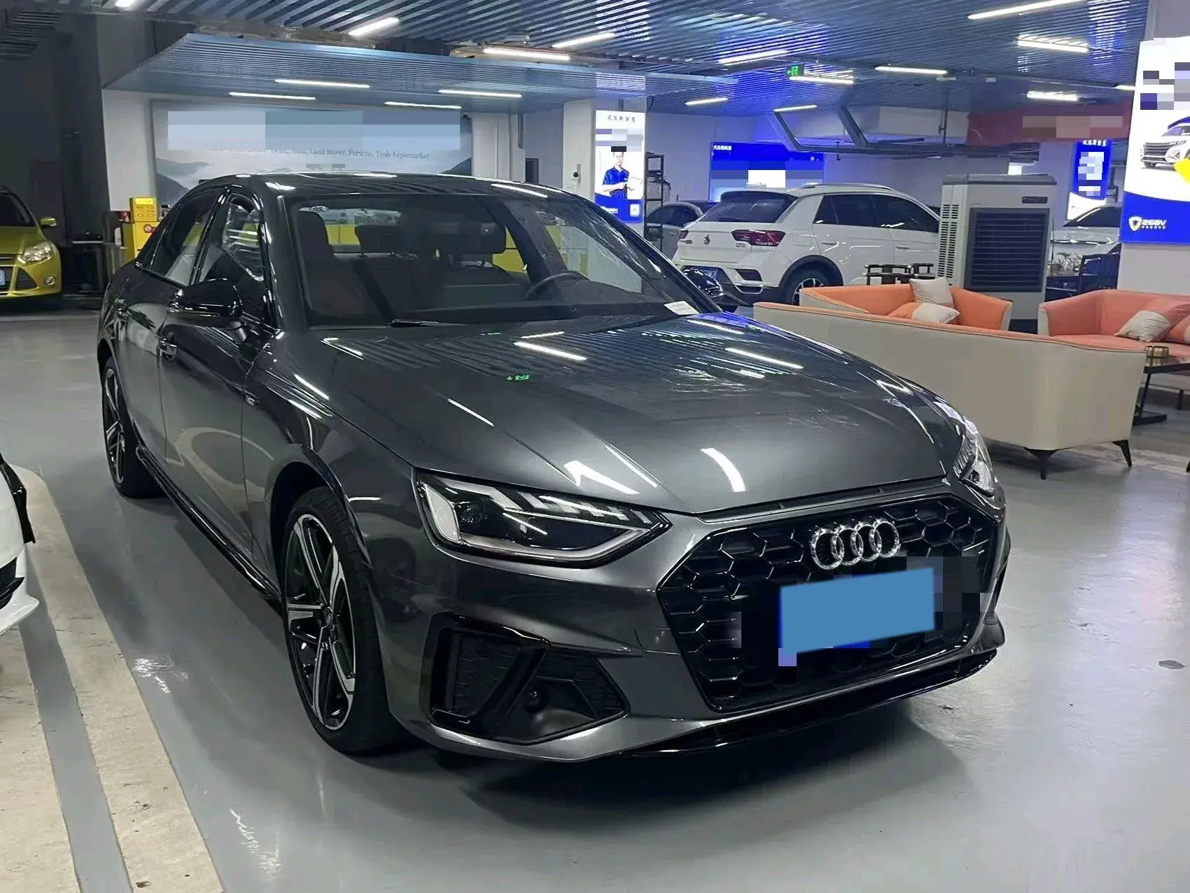 2024 AUDI A4L thumbnail 2