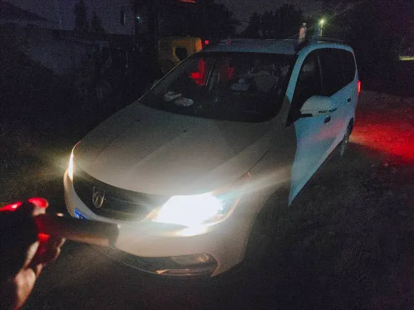 2016 BAOJUN 730 view 1