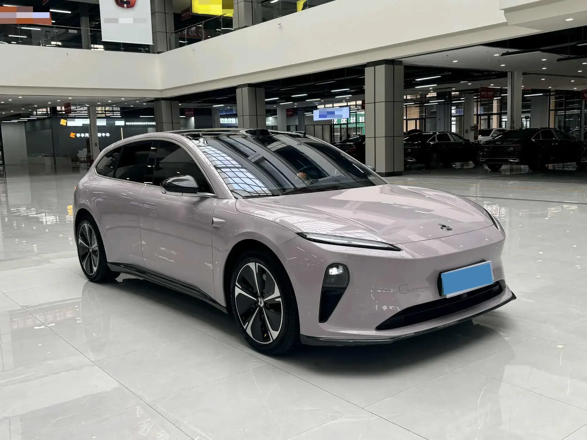 2024 NIO ET5T thumbnail 3