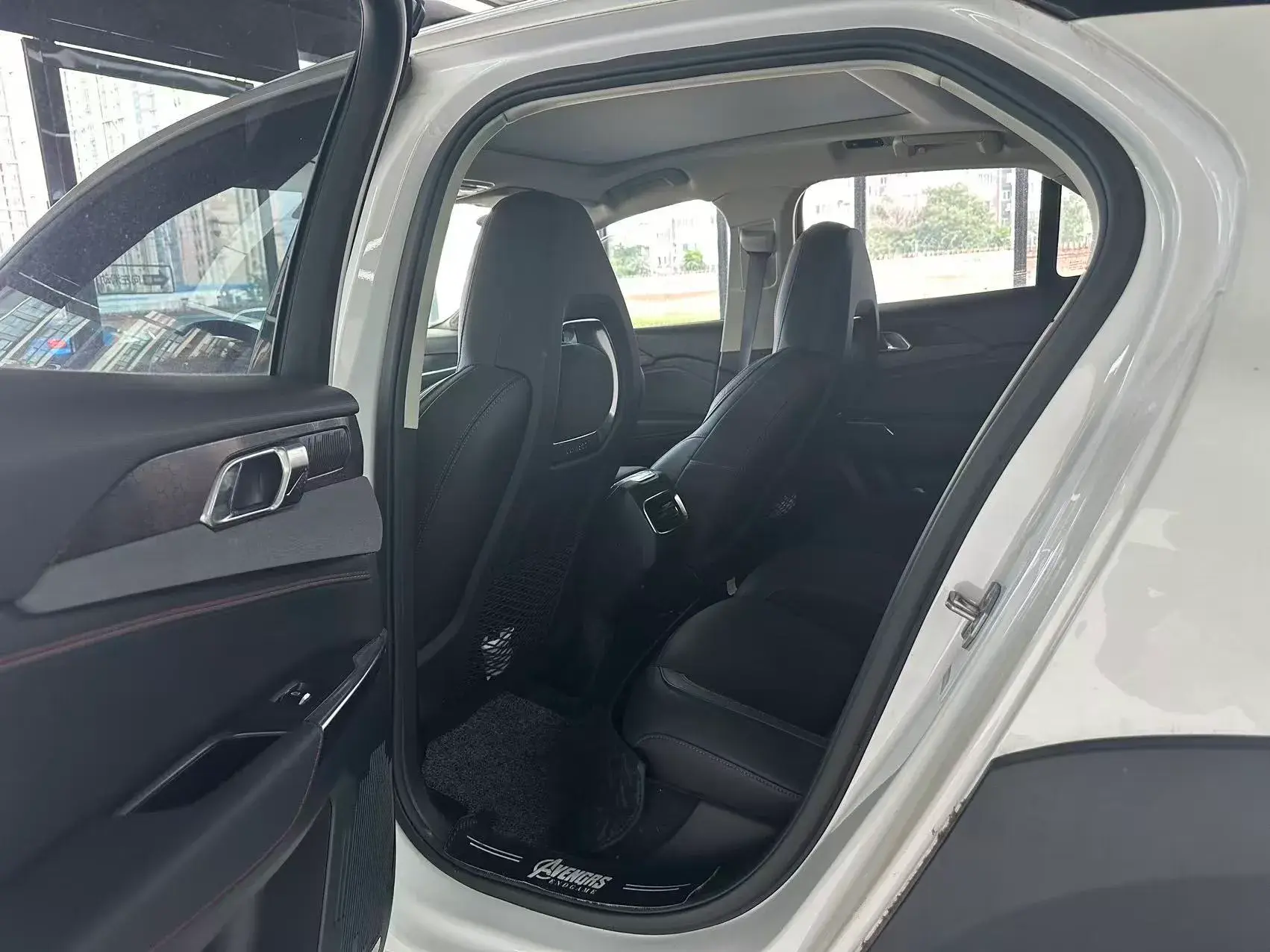 2019 LYNK&CO 02 thumbnail 3