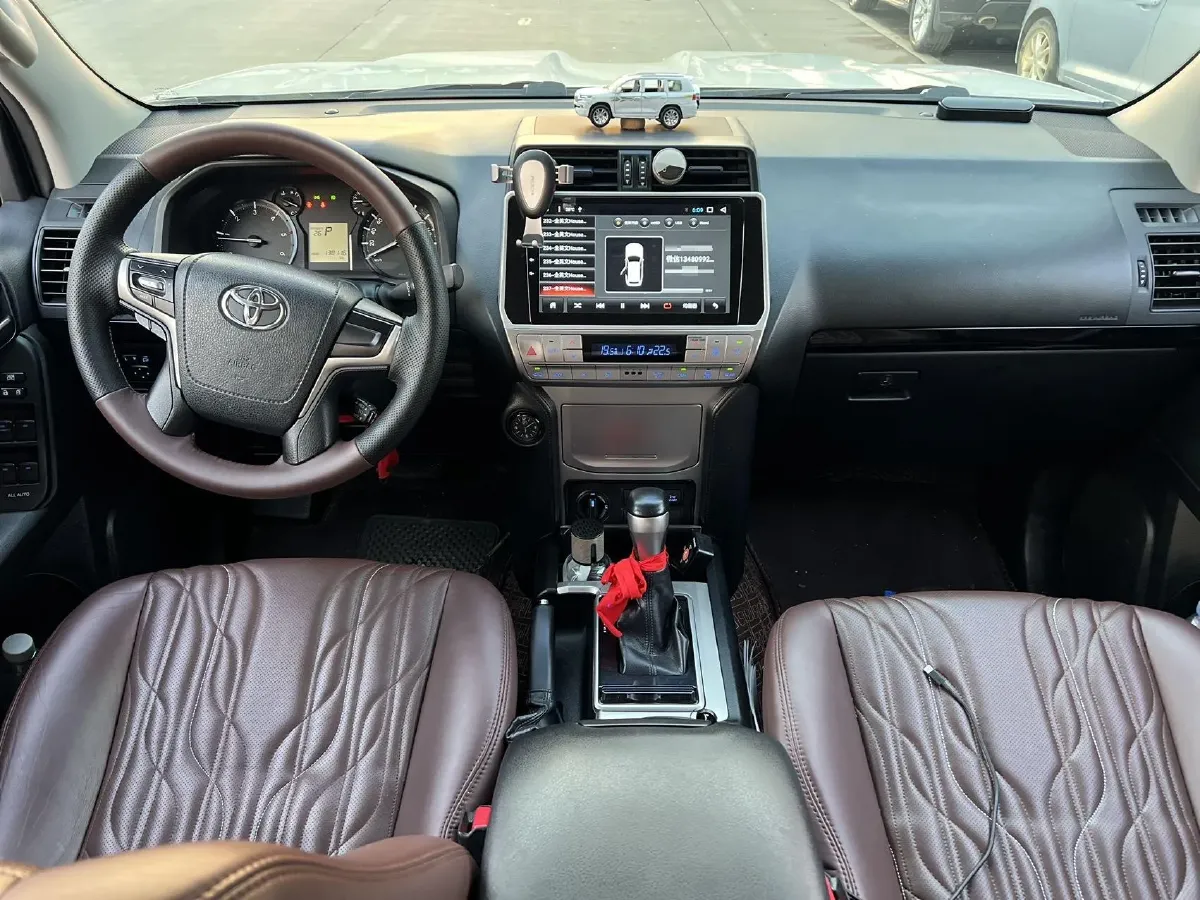 2020 Toyota Yaris 1.6T 261HP L3 6MT,autocango,china used car exporter,china ev exporter,chinese used car exporter,chinese used ev exporter