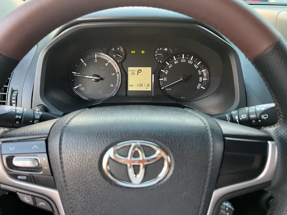 2020 Toyota Yaris 1.6T 261HP L3 6MT,autocango,china used car exporter,china ev exporter,chinese used car exporter,chinese used ev exporter