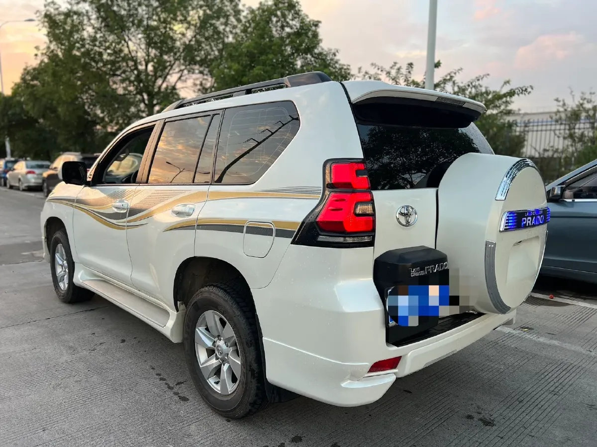 2020 Toyota Yaris 1.6T 261HP L3 6MT,autocango,china used car exporter,china ev exporter,chinese used car exporter,chinese used ev exporter