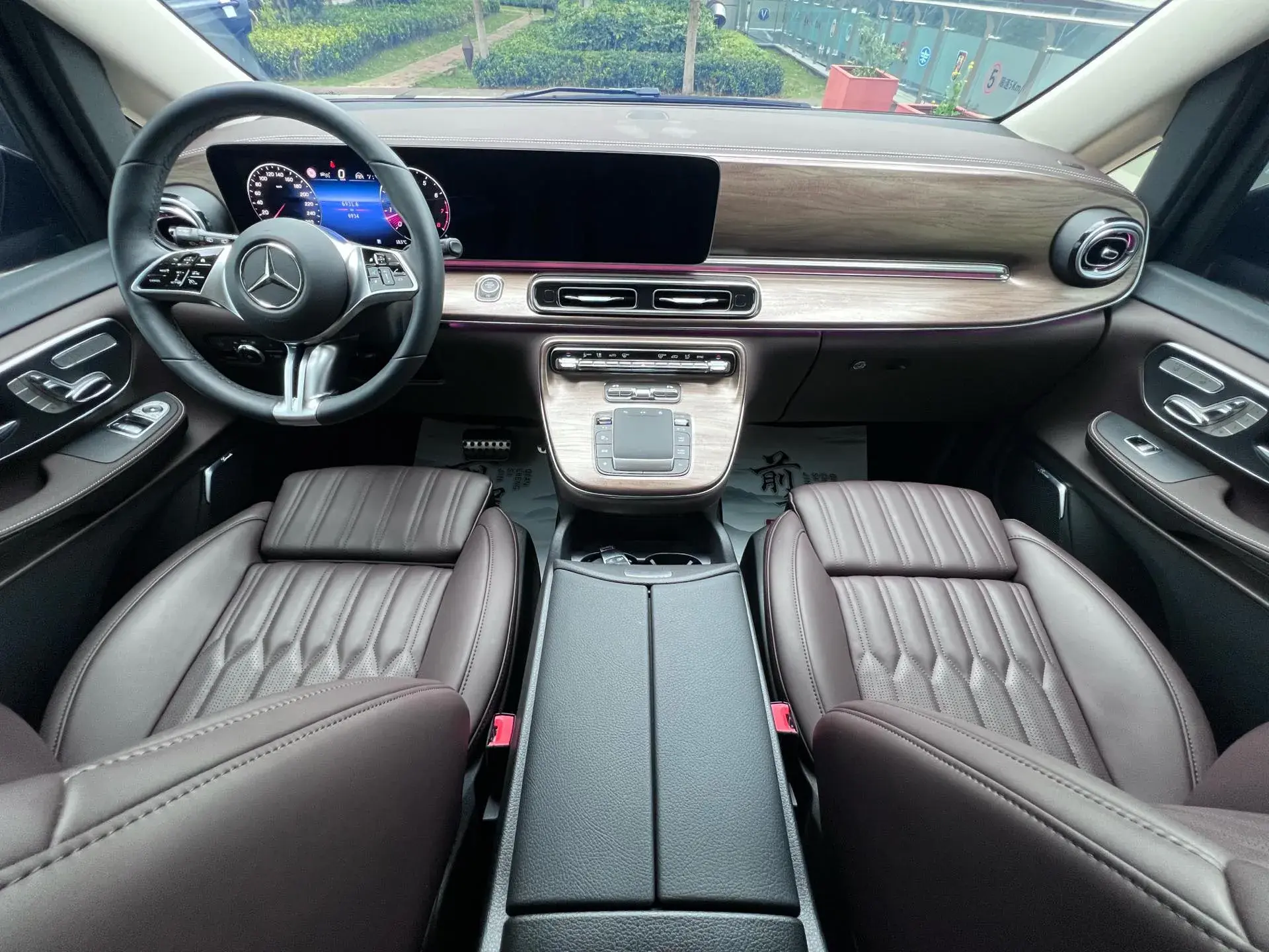 2024 MERCEDES-BENZ V thumbnail 4