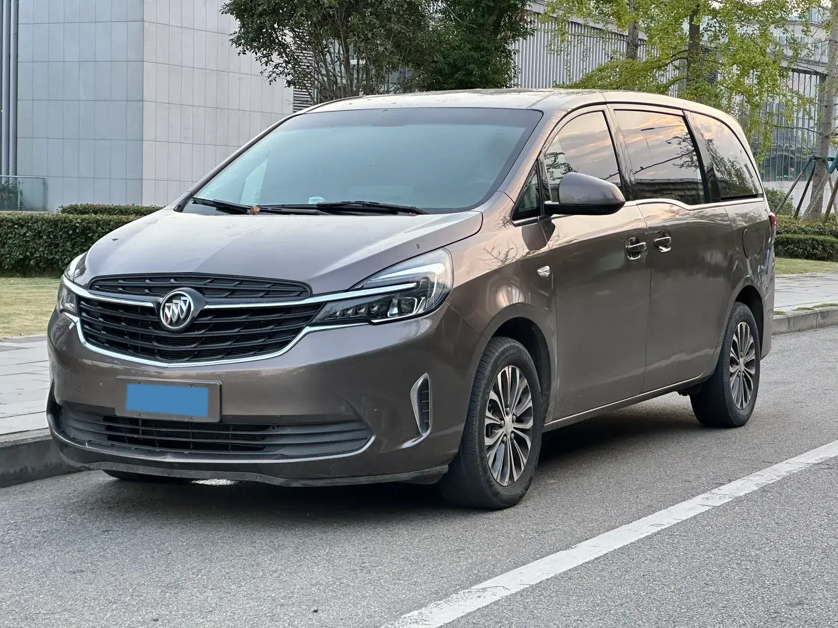 2021 BUICK GL8 view 1