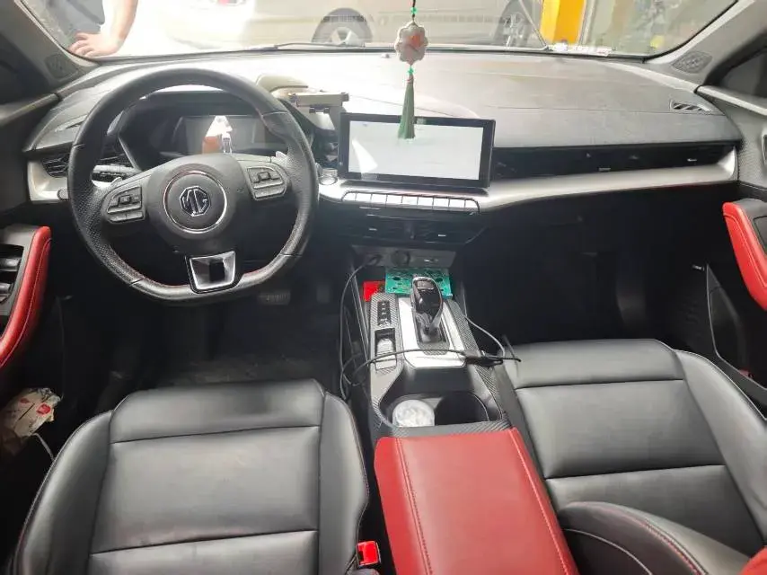 2021 MG 5 thumbnail 4