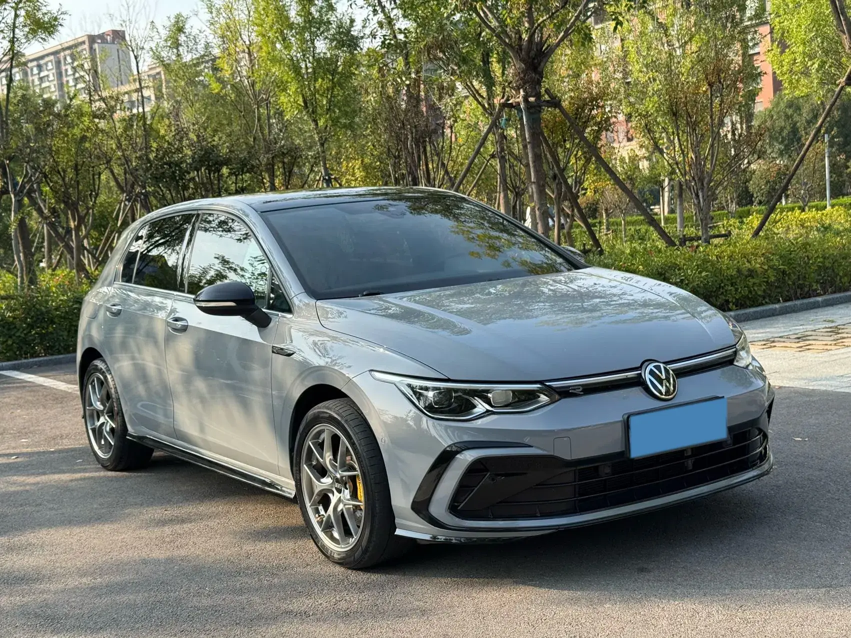 2021 VOLKSWAGEN GOLF thumbnail 3