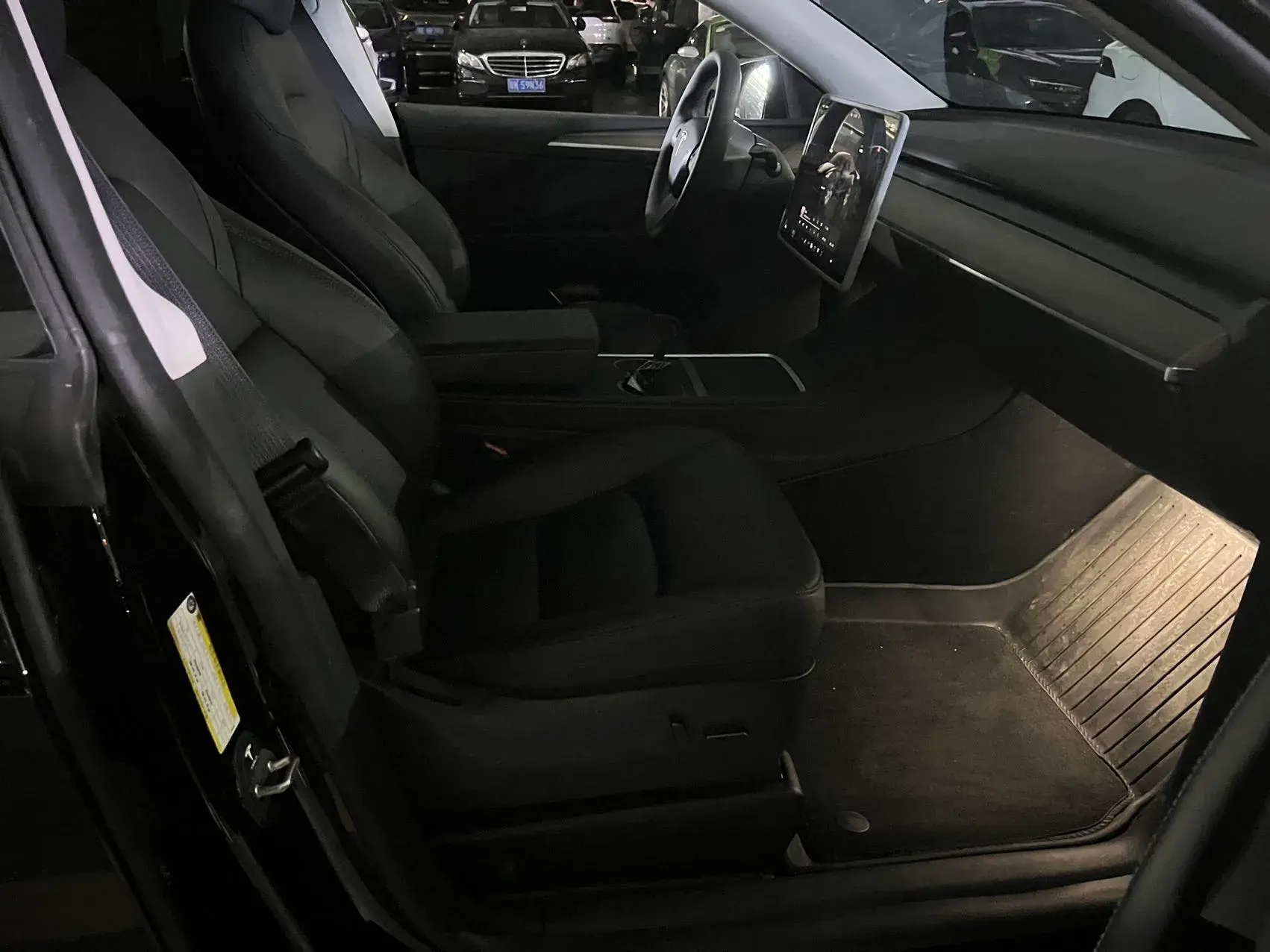 2022 TESLA MODEL thumbnail 3