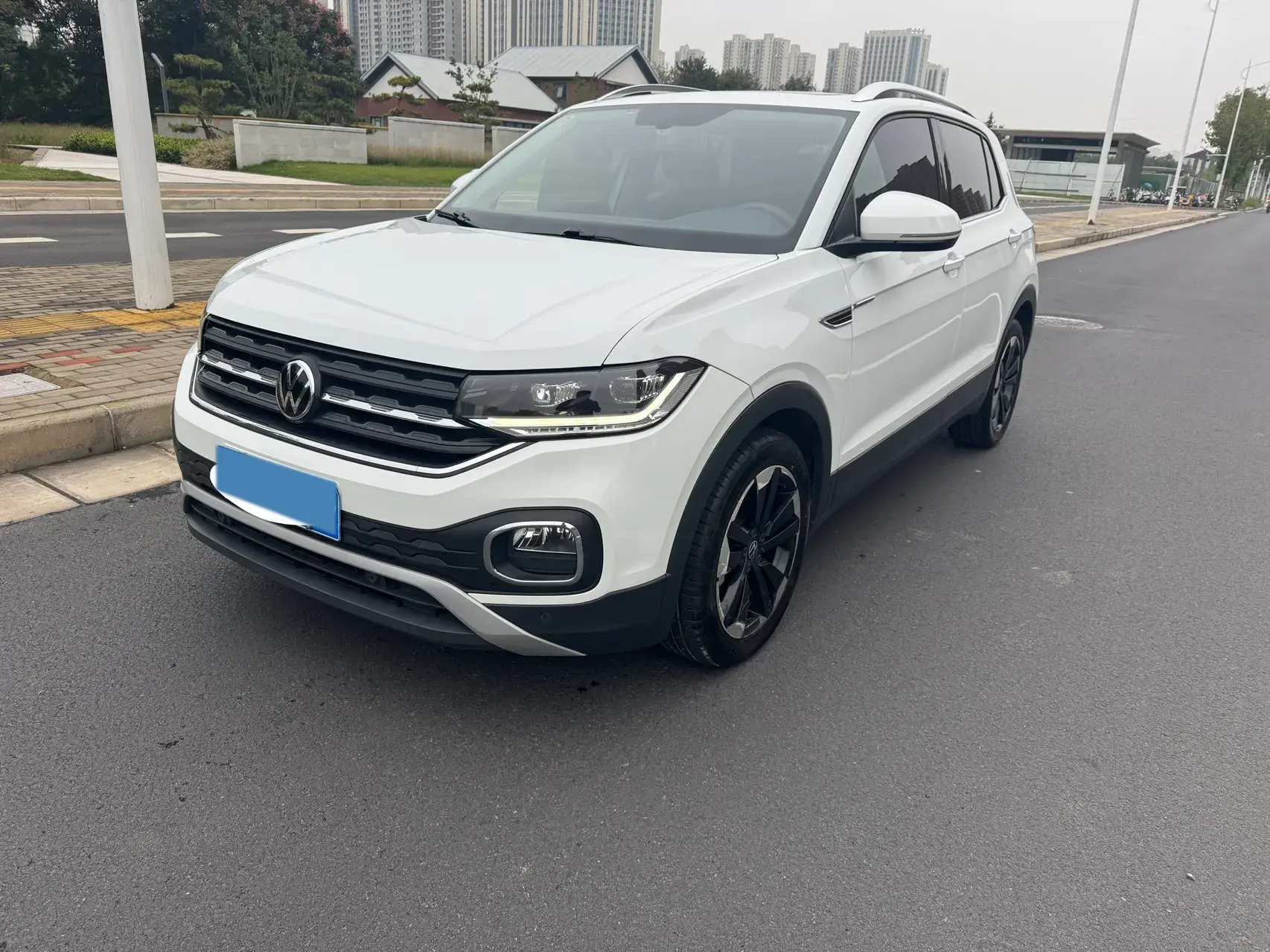 2023 VOLKSWAGEN TACQUA view 1