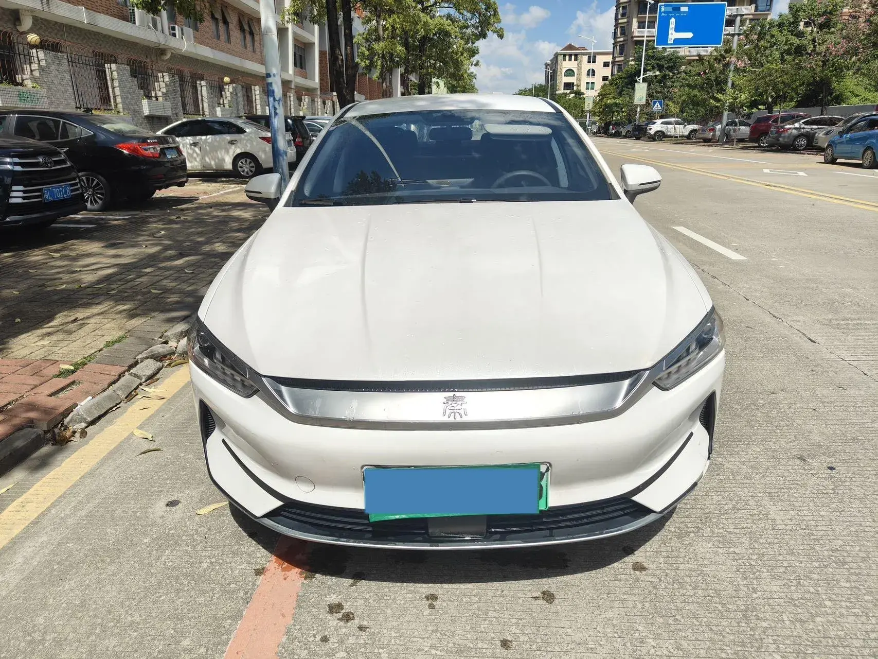 2021 BYD QIN thumbnail 2