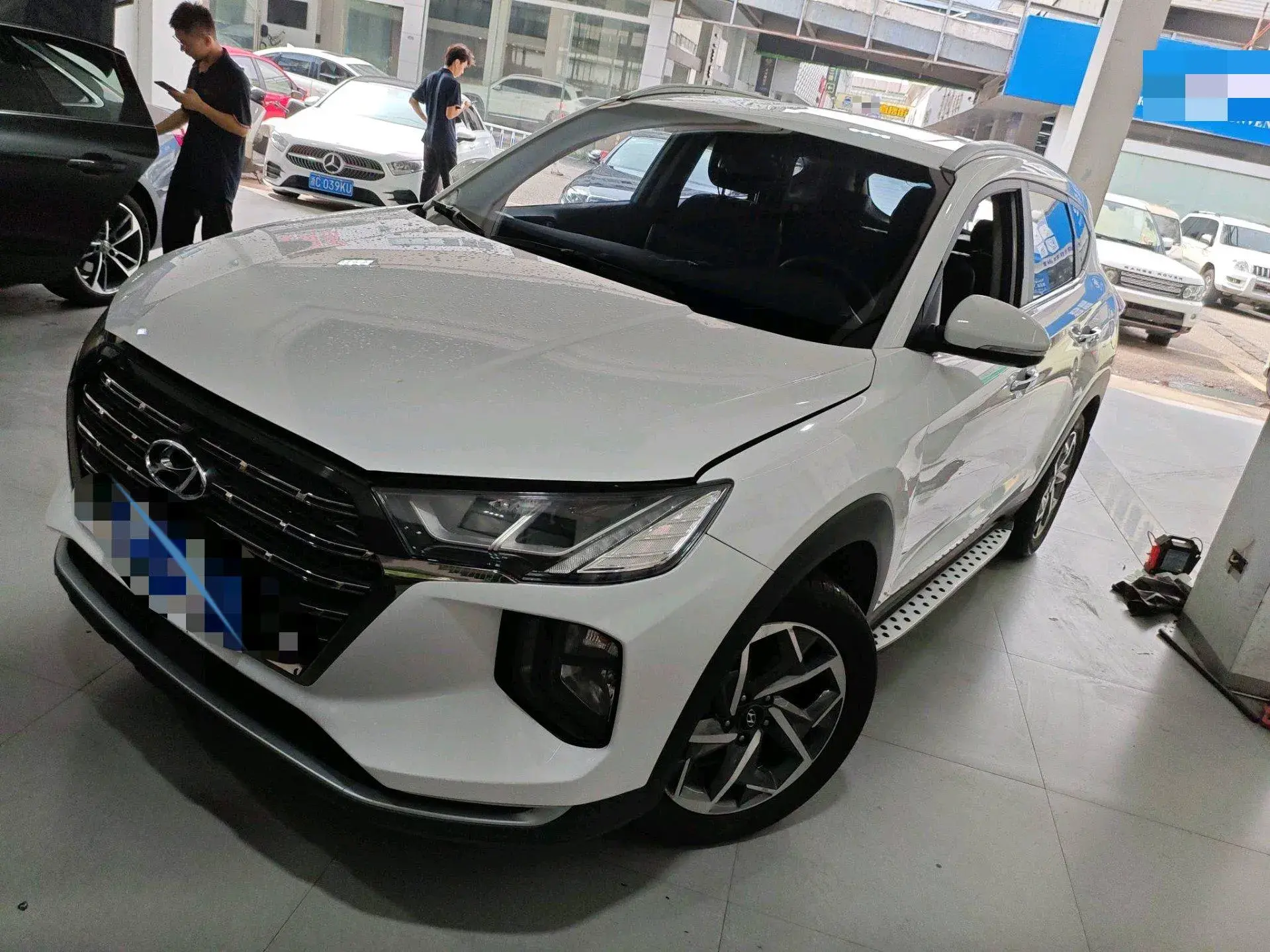 2020 HYUNDAI TUCSON view 1
