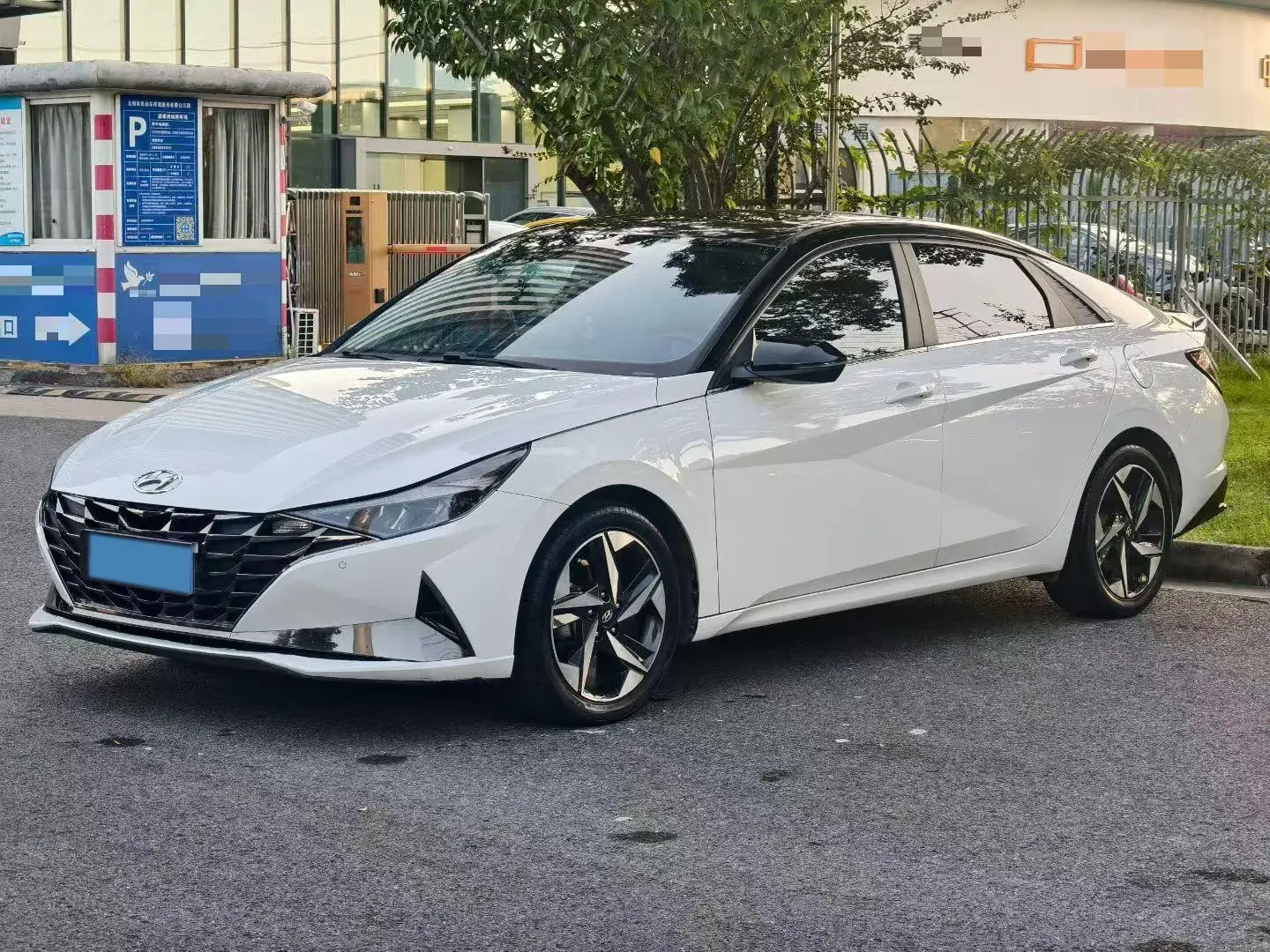 2021 HYUNDAI ELANTRA view 1