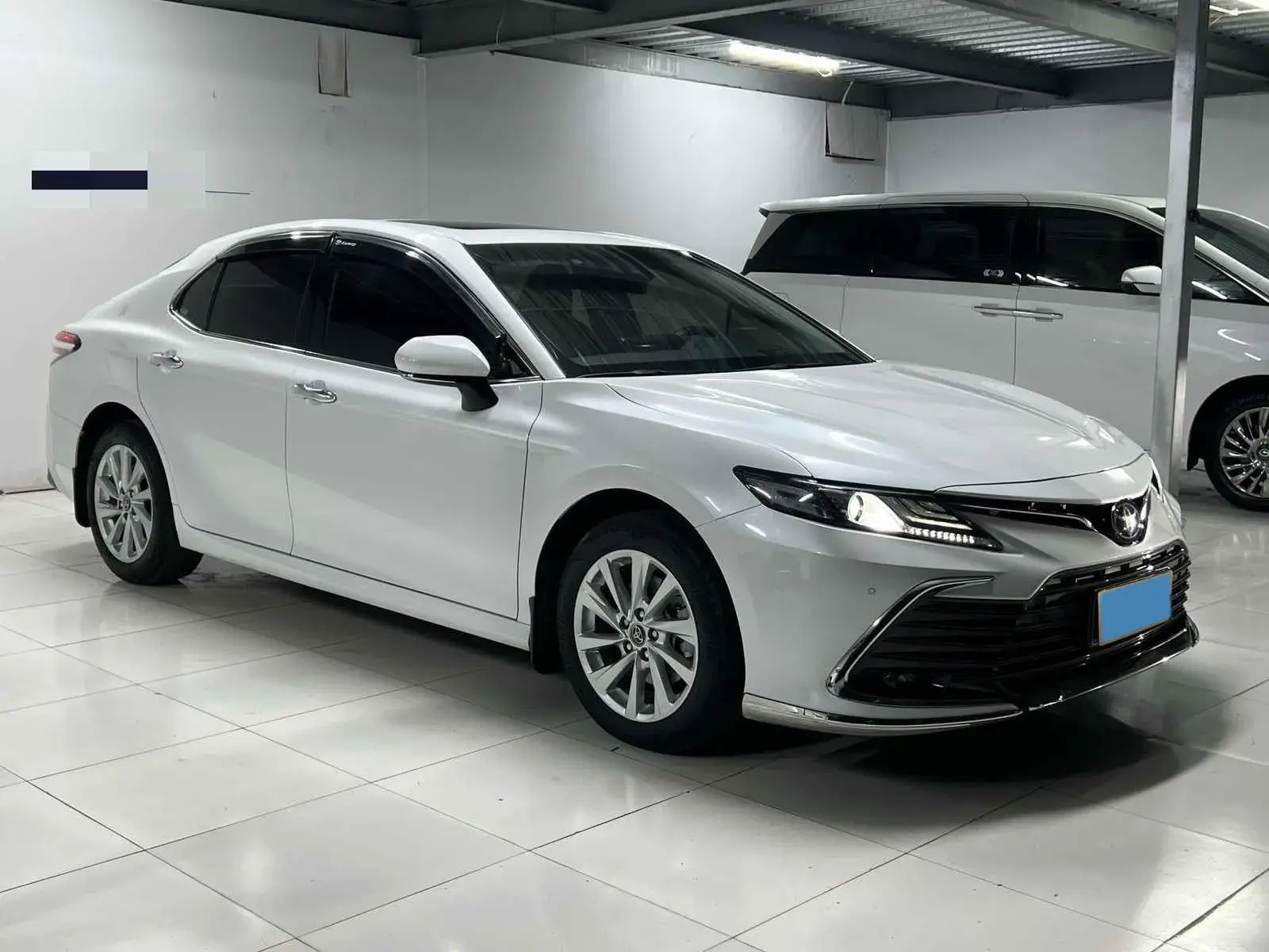 2021 TOYOTA CAMRY thumbnail 3