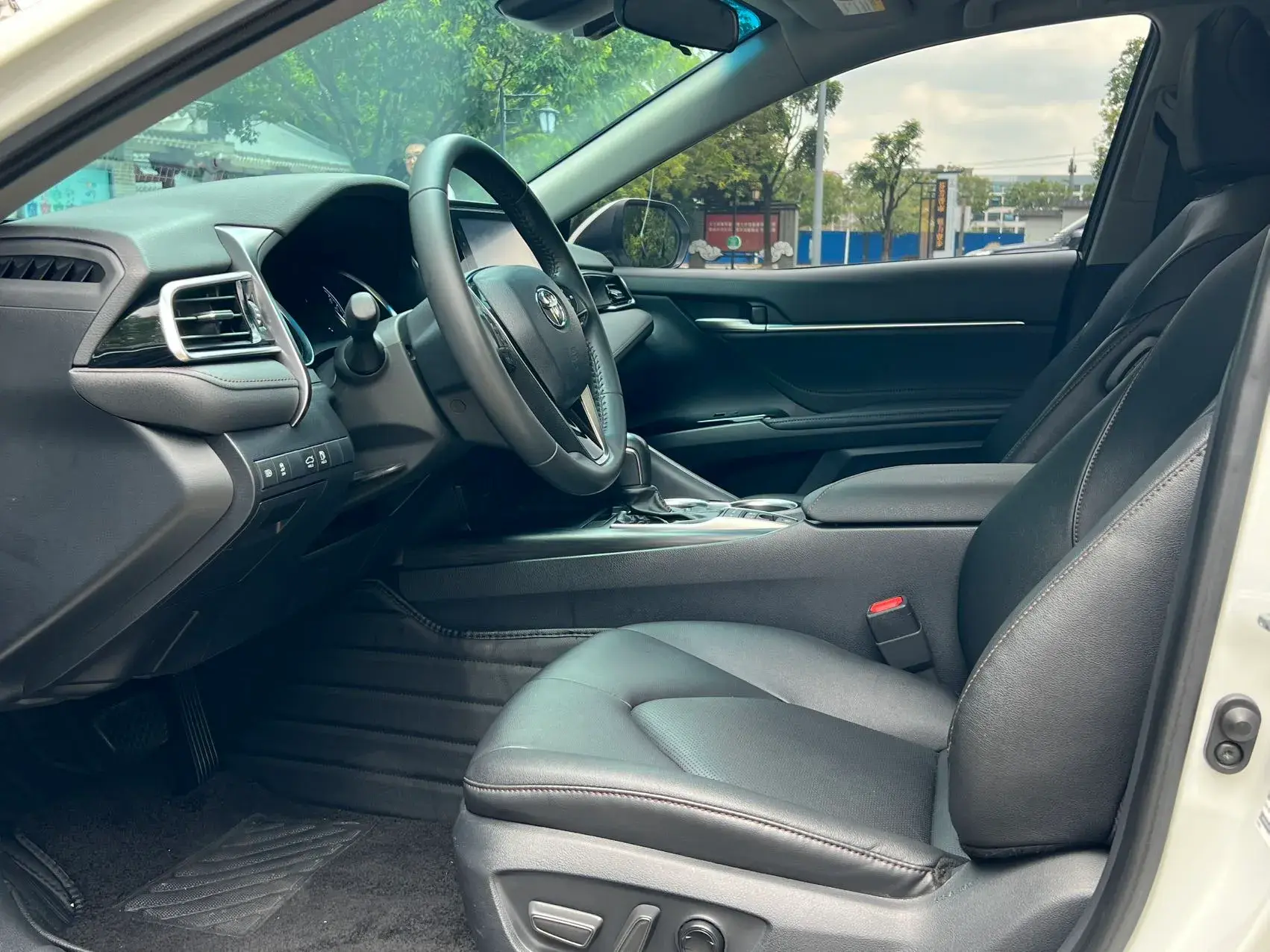 2021 TOYOTA CAMRY thumbnail 2