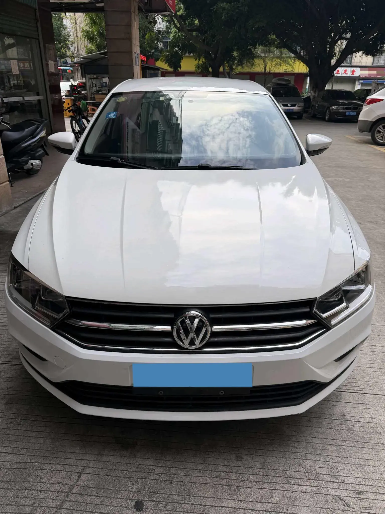 2018 VOLKSWAGEN BORA thumbnail 2