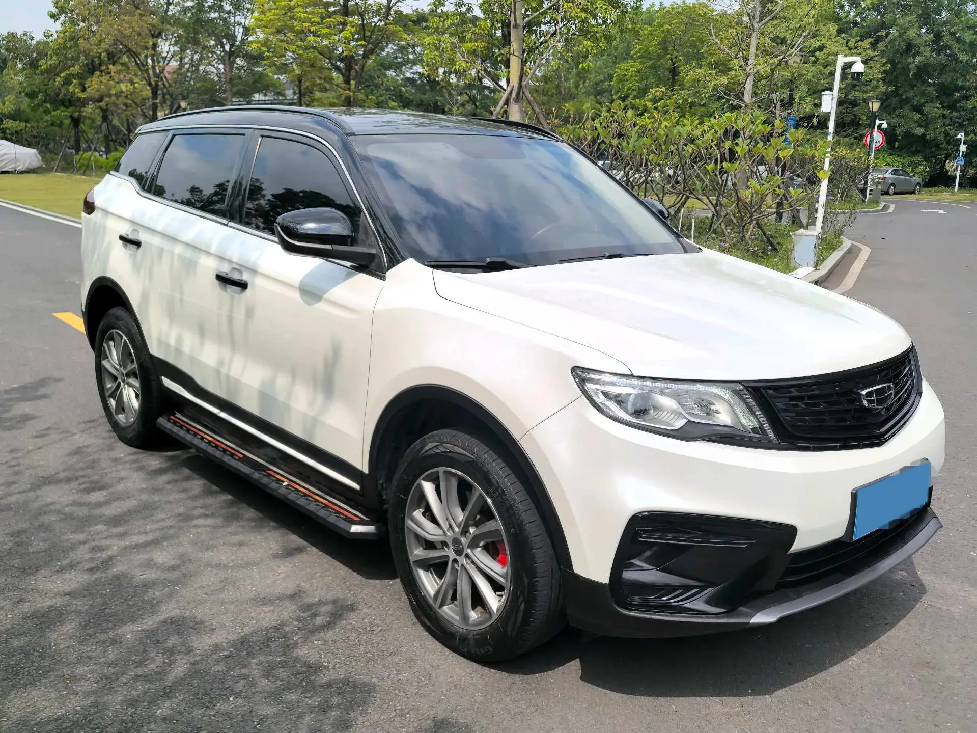 2021 GEELY AZKARRA thumbnail 3