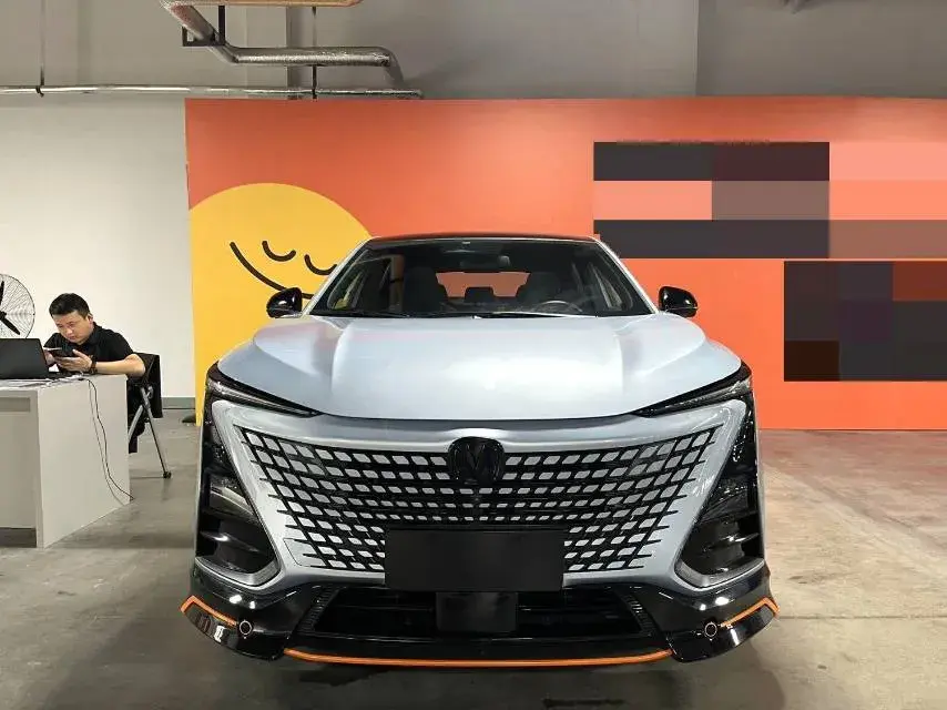 2023 CHANGAN UNI-T thumbnail 2