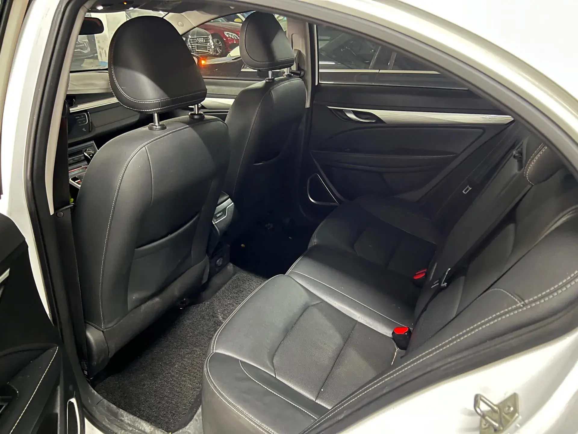 2020 GEELY EMGRAND thumbnail 3