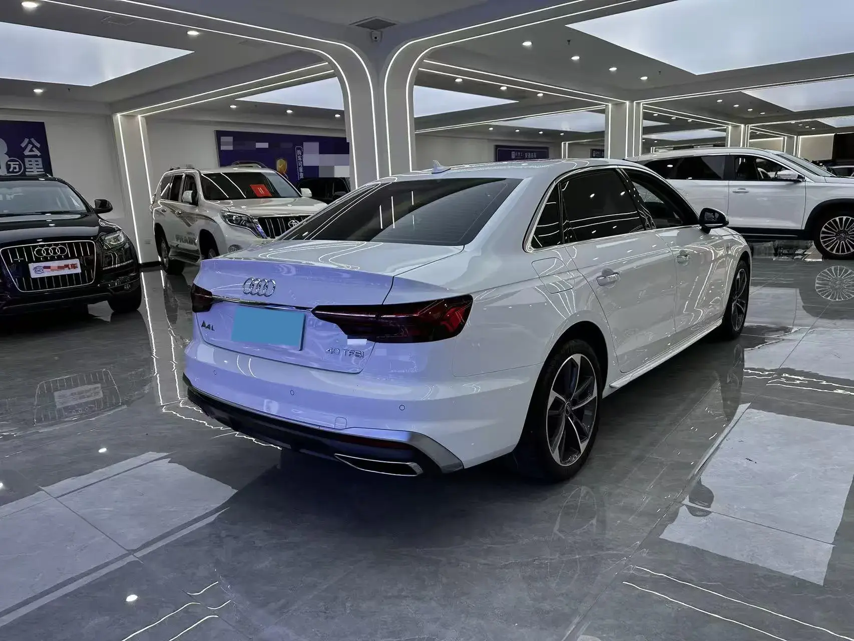 2020 AUDI A4L thumbnail 3