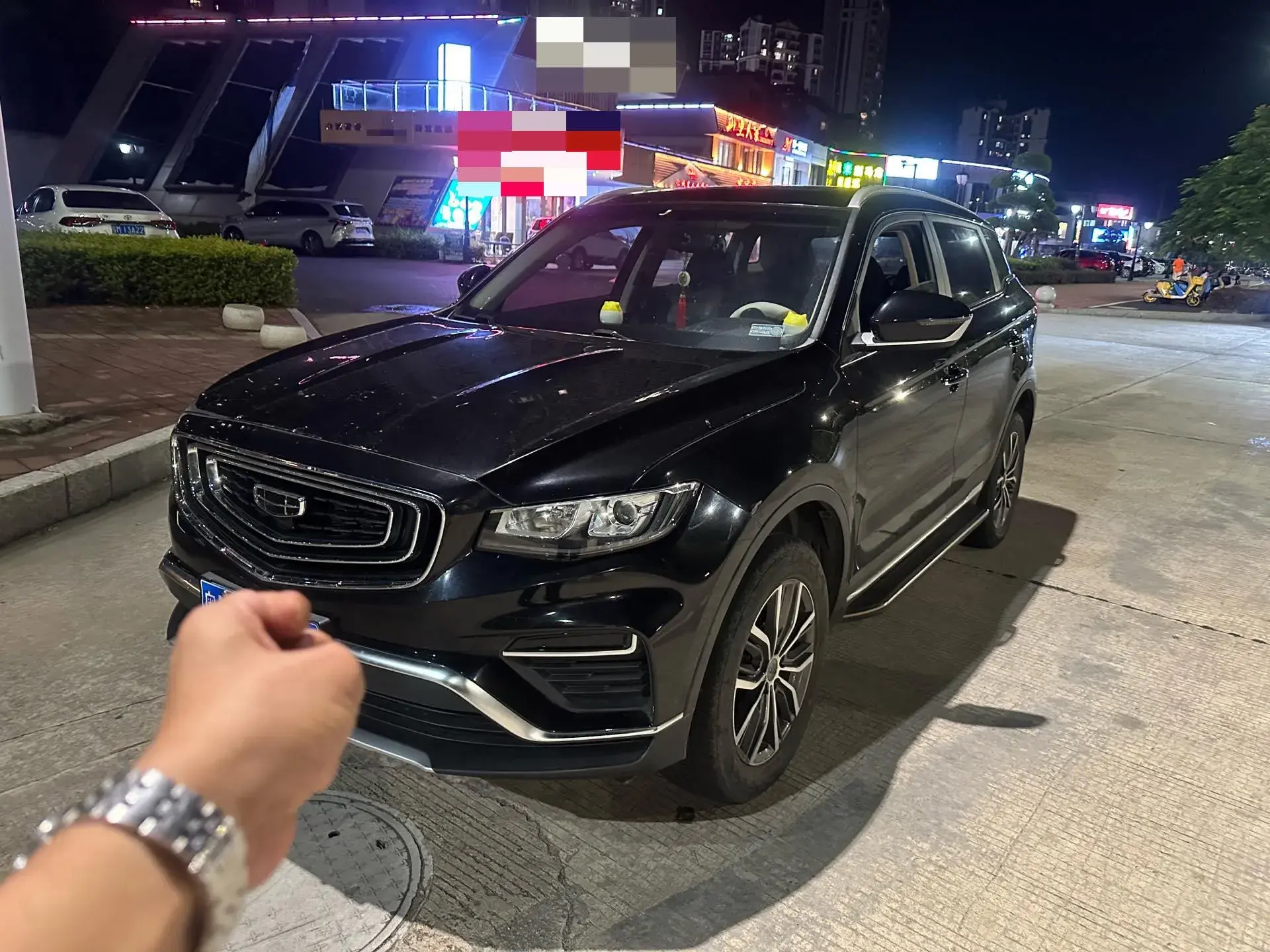 2020 GEELY AZKARRA view 1