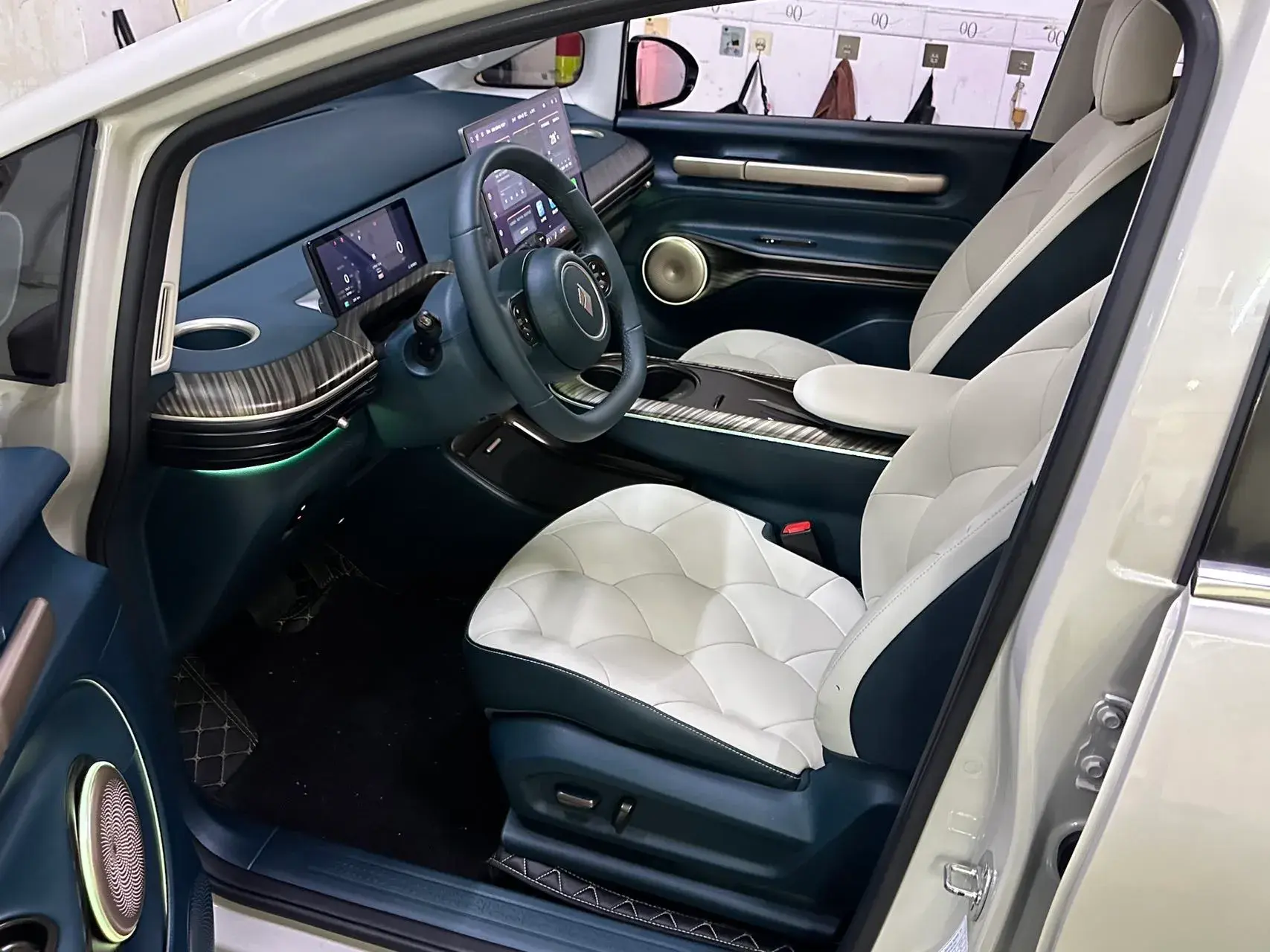 2023 BAOJUN CLOUD thumbnail 4