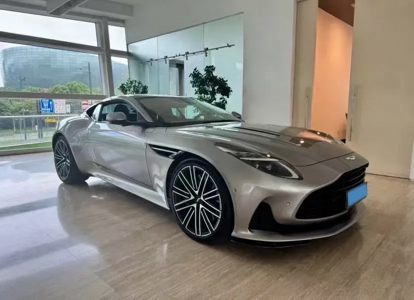 2023 Aston Martin DB12 4.0T 680HP V8 8AT,autocango,china used car exporter,china ev exporter,chinese used car exporter,chinese used ev exporter