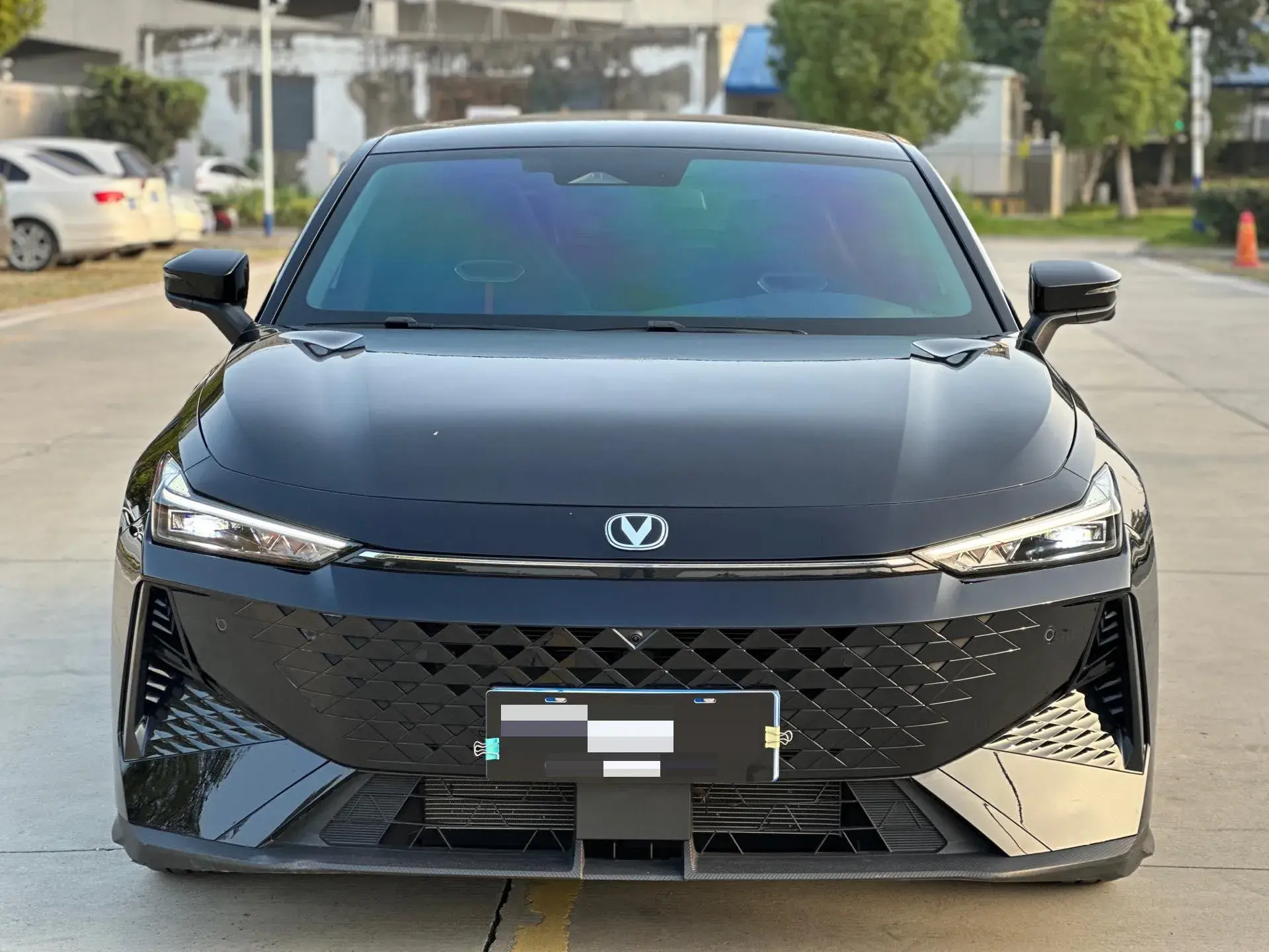 2024 CHANGAN UNI-V thumbnail 2