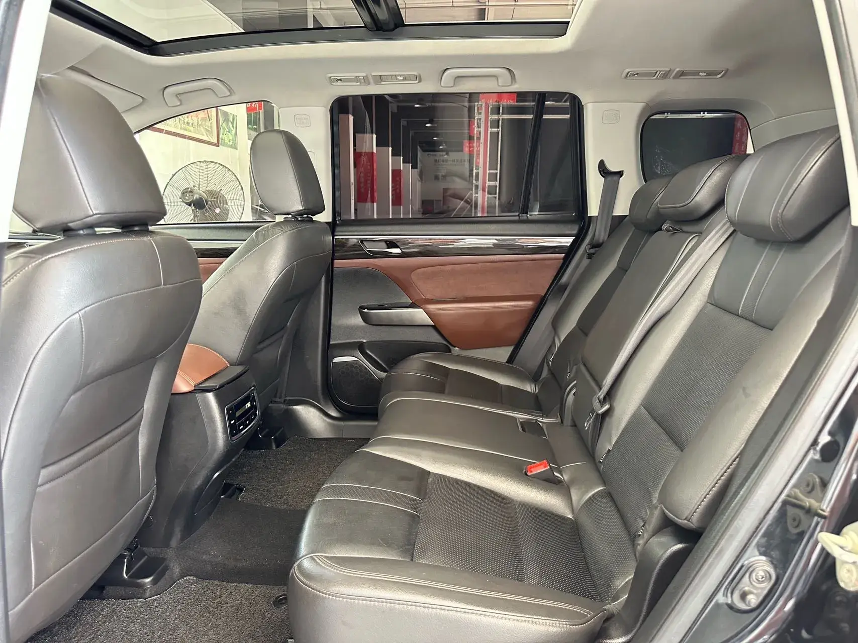 2017 GAC TRUMPCHI thumbnail 4