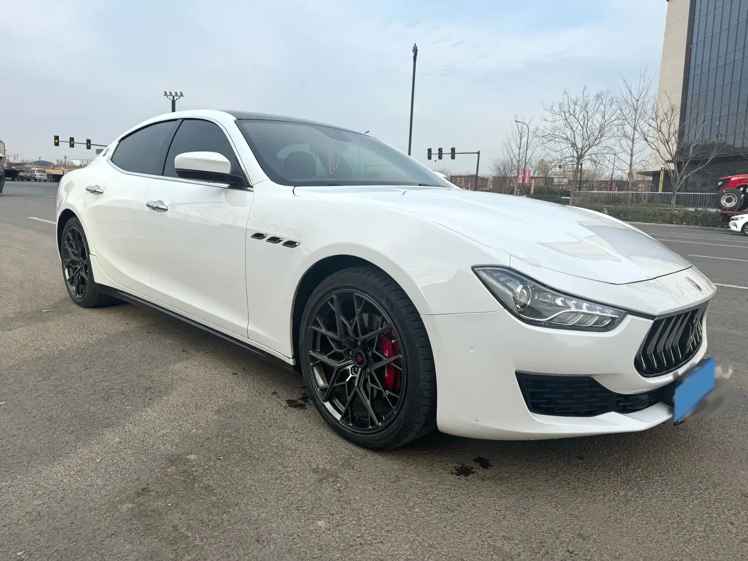 2018 MASERATI GHIBLI thumbnail 3