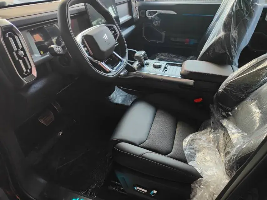 2025 JETOUR TRAVELLER thumbnail 2