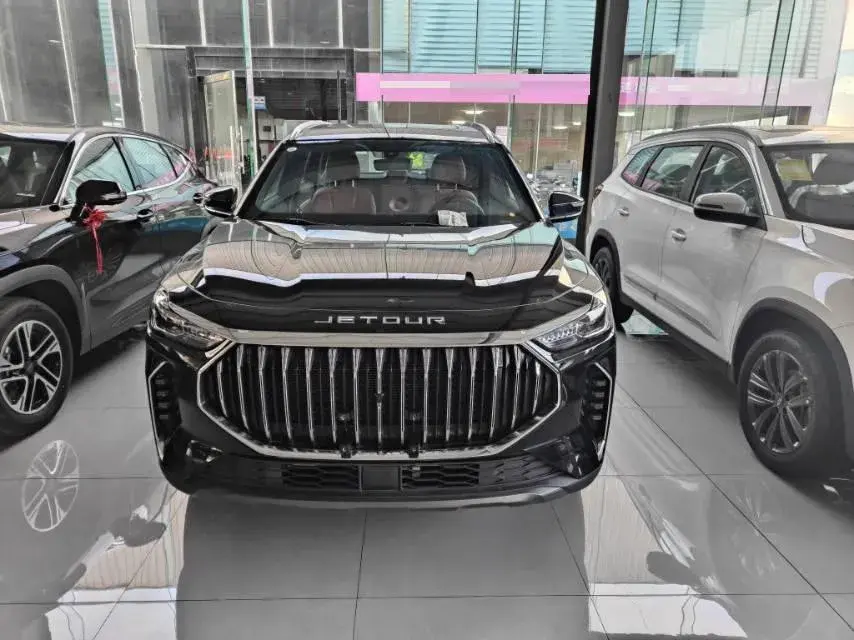 2025 JETOUR X70 thumbnail 2