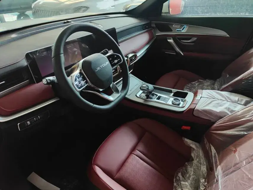 2025 JETOUR X70 thumbnail 3