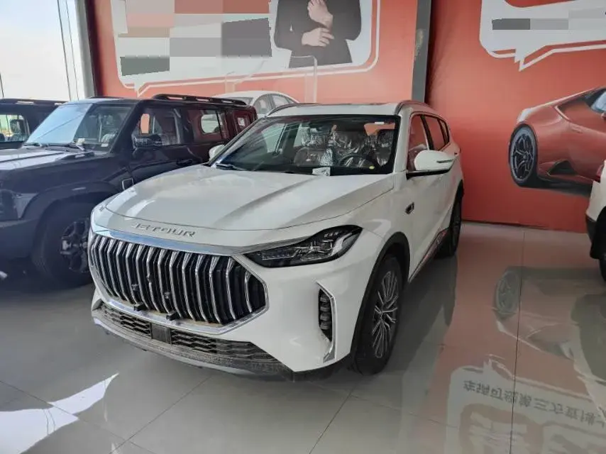 2025 JETOUR X70 view 1