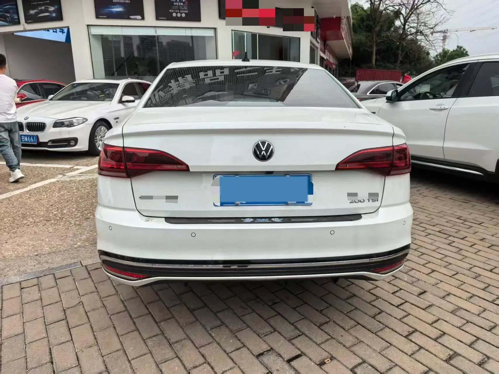 2024 VOLKSWAGEN BORA thumbnail 3