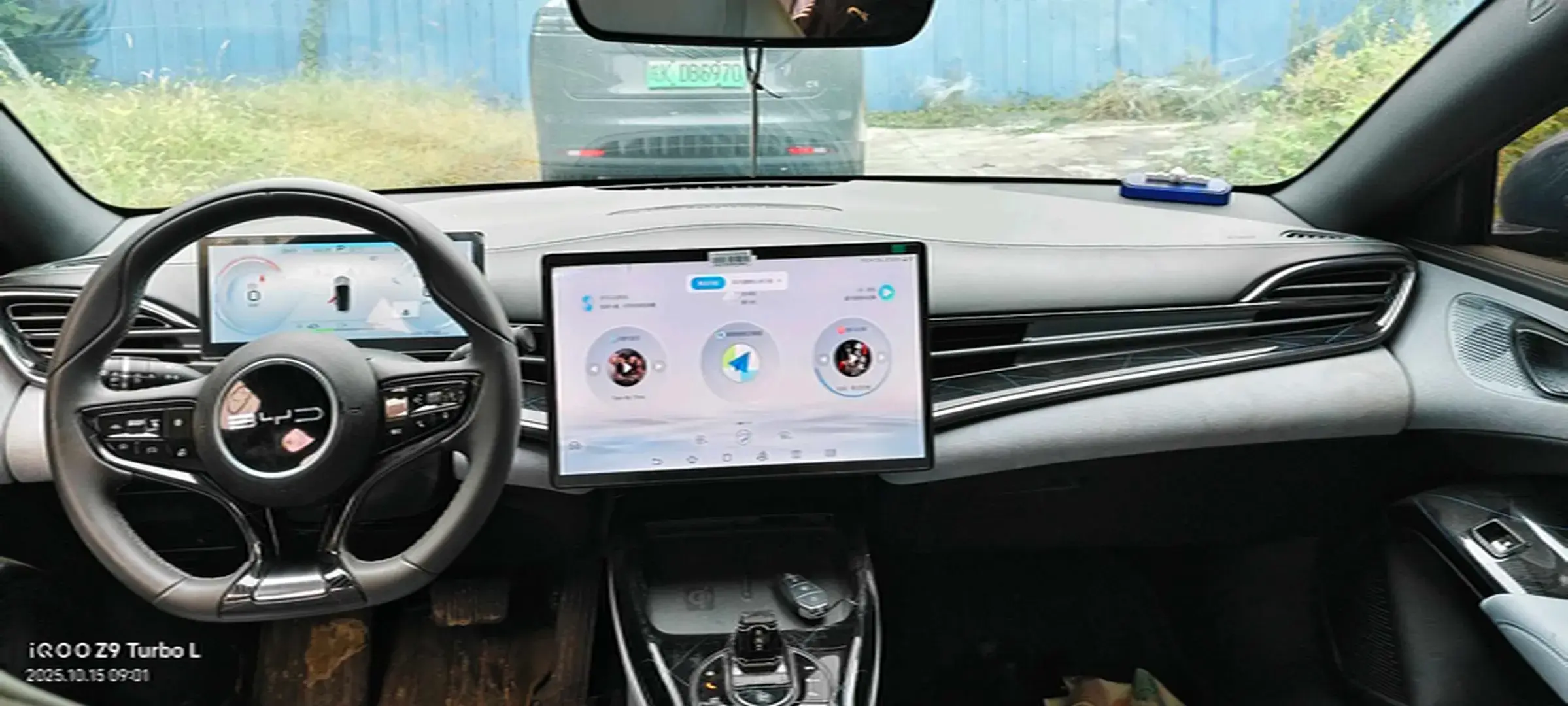 2023 BYD SEAL thumbnail 3