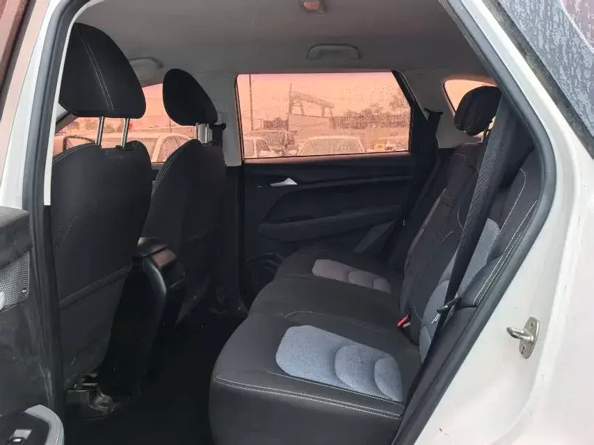 2018 BAOJUN 530 thumbnail 3