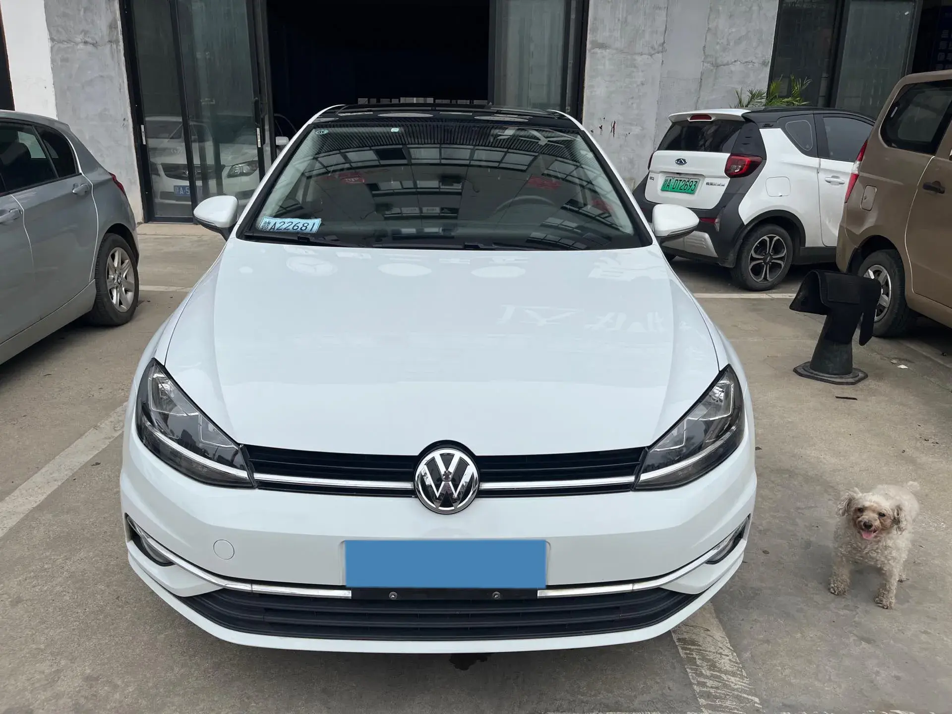 2019 VOLKSWAGEN GOLF thumbnail 2