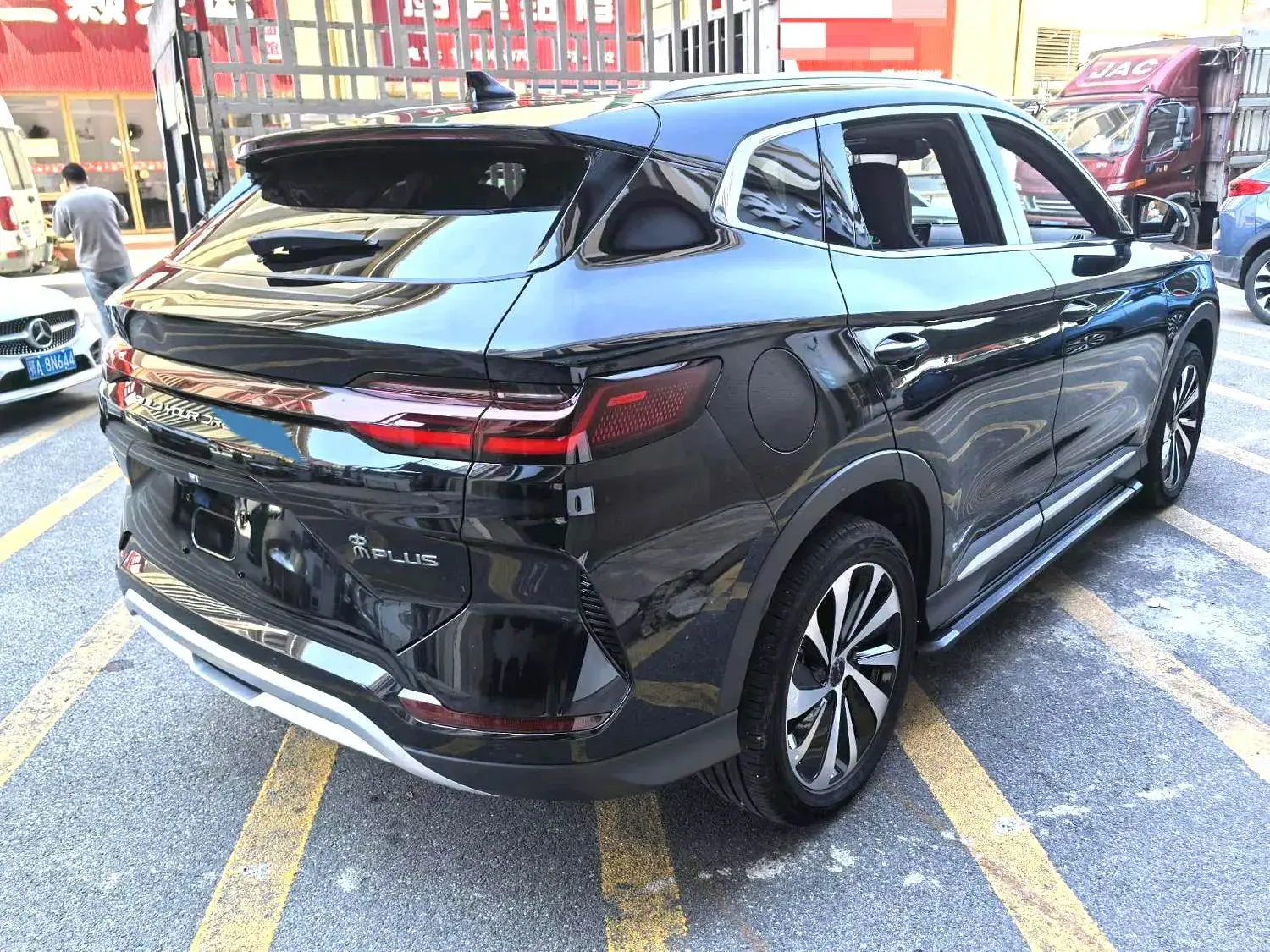 2023 BYD SONG thumbnail 4