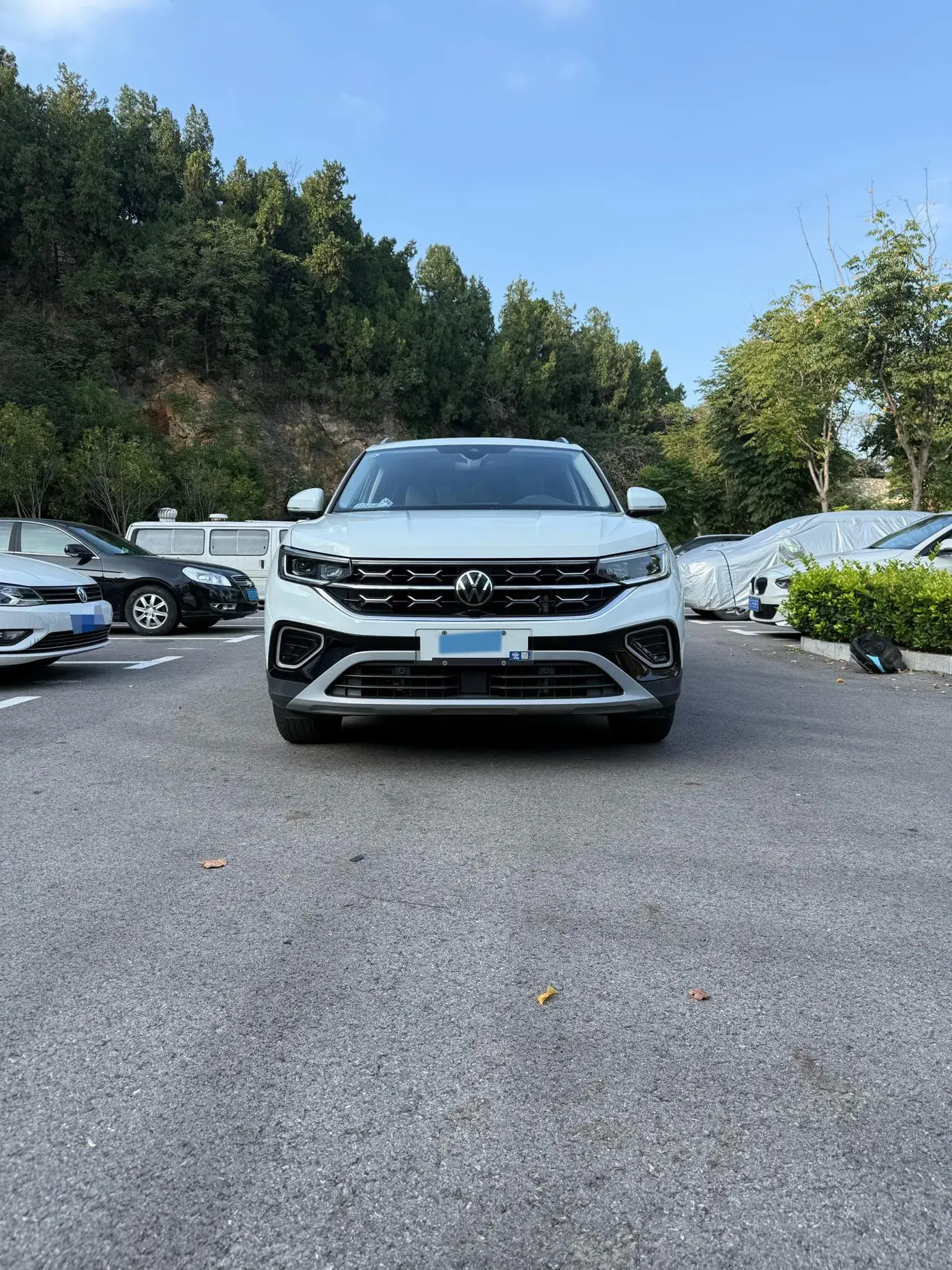 2023 VOLKSWAGEN TAYRON thumbnail 2