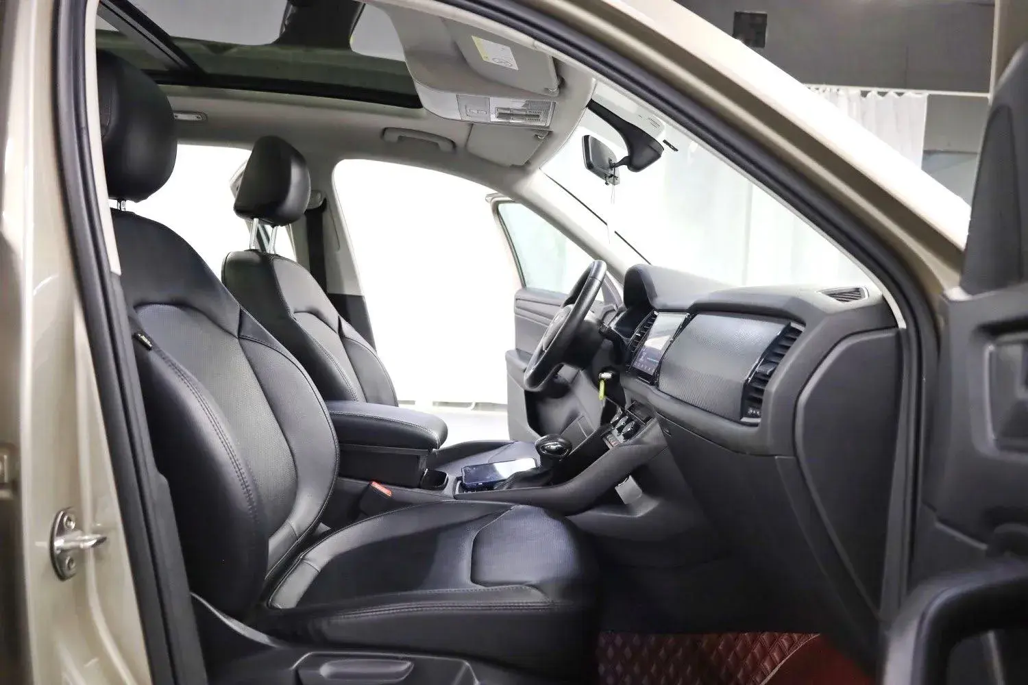 2018 SKODA KODIAK thumbnail 4